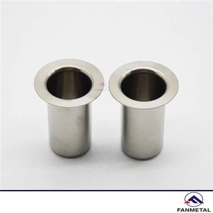 Titanium ti derretendo cadinho